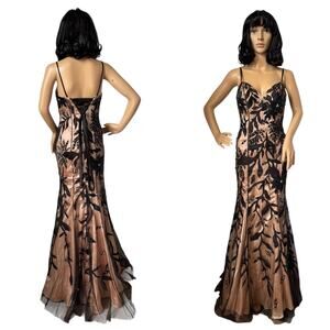 Dave & Johnny Black Gold Sequin Mermaid Gown - Size 1/2